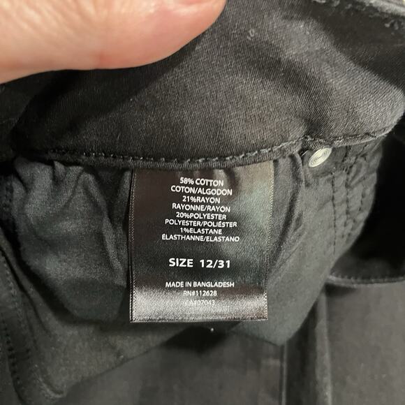 Tahari Jeans Womens SIZE 12/31 Slim Straight Black Denim Midrise EUC - Picture 4 of 7